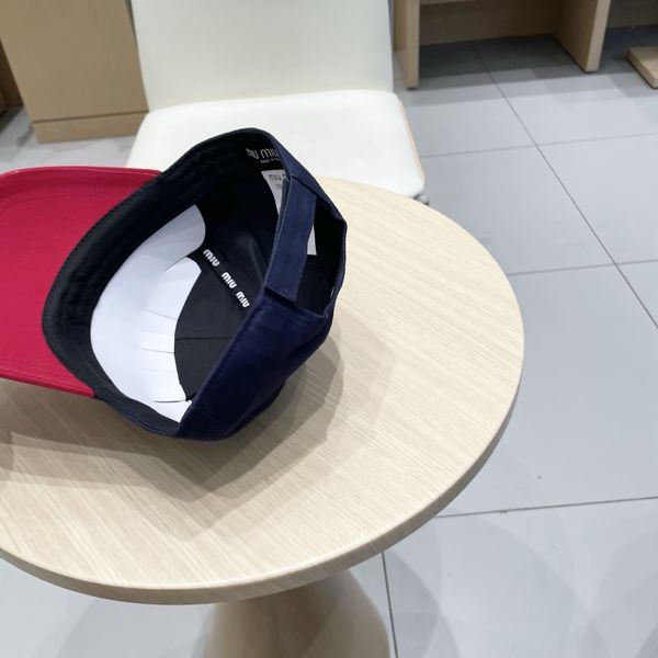 M*iuMiu  Hats Top XX20250413-42