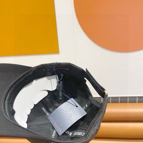 L*ouis V*uitton Hats Top XX250413-44