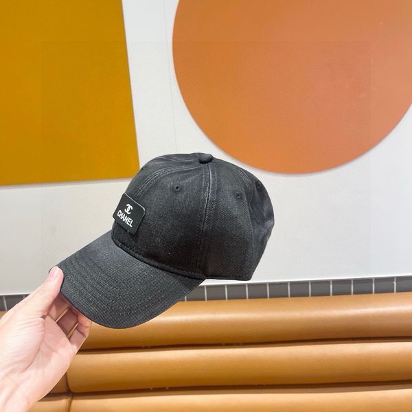 C*hanel  Hats Top XX20250413-49