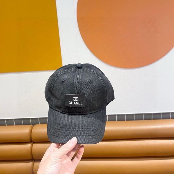 C*hanel  Hats Top XX20250413-49