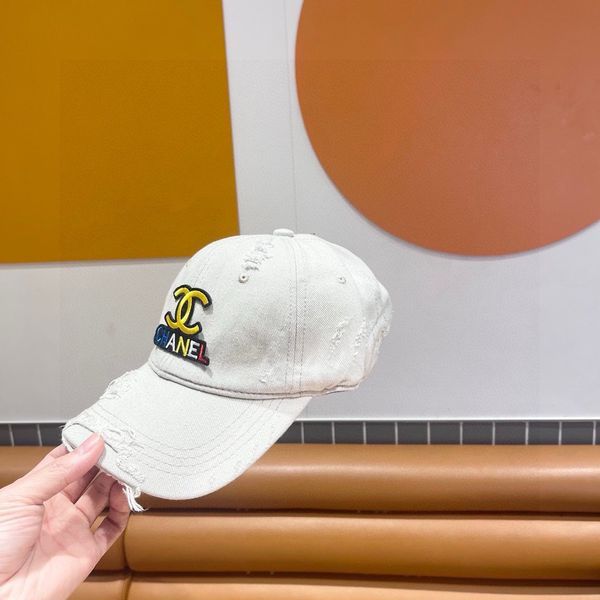 C*hanel  Hats Top XX20250413-50