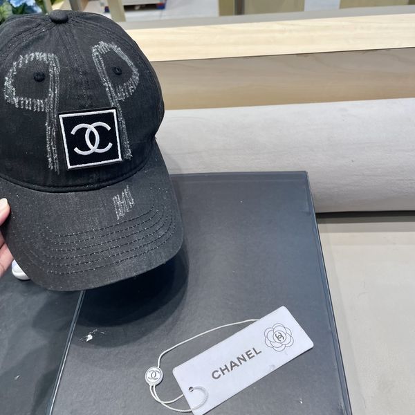 C*hanel  Hats Top XX20250413-51