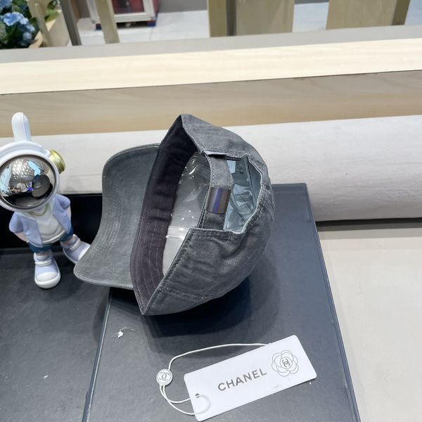 C*hanel  Hats Top XX20250413-51