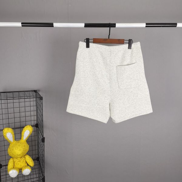 E*SSENTIALS Shorts Quality SONE 20250414-124