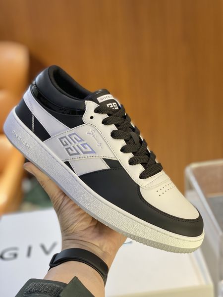 G*ivenchy Top Sneaker Low RR 20250416-61