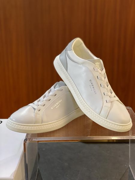G*ivenchy Top Sneaker Low RR 20250416-132