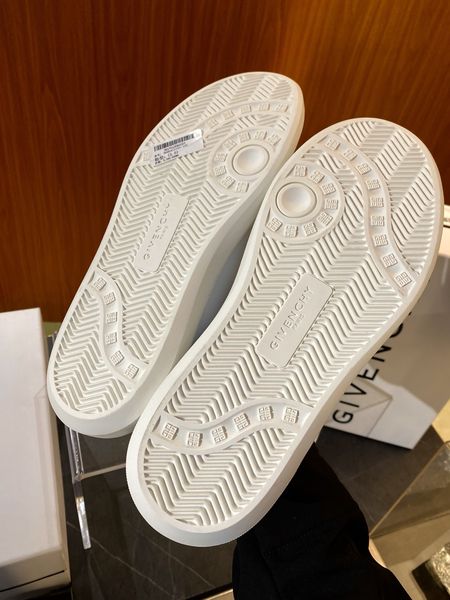G*ivenchy Top Sneaker Low RR 20250416-133