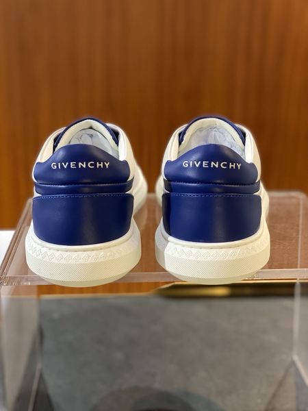 G*ivenchy Top Sneaker Low RR 20250416-134