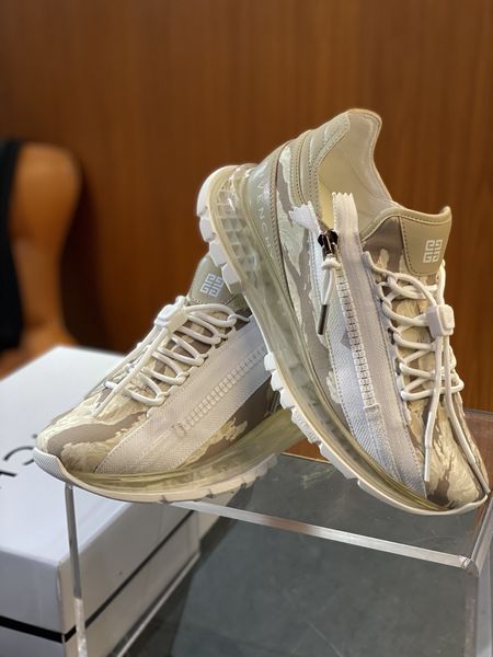 G*ivenchy Top Sneaker Low RR 20250416-136
