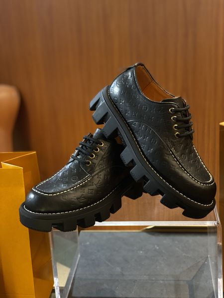 L*ouis V*uitton Top Loafer RR20250417-47