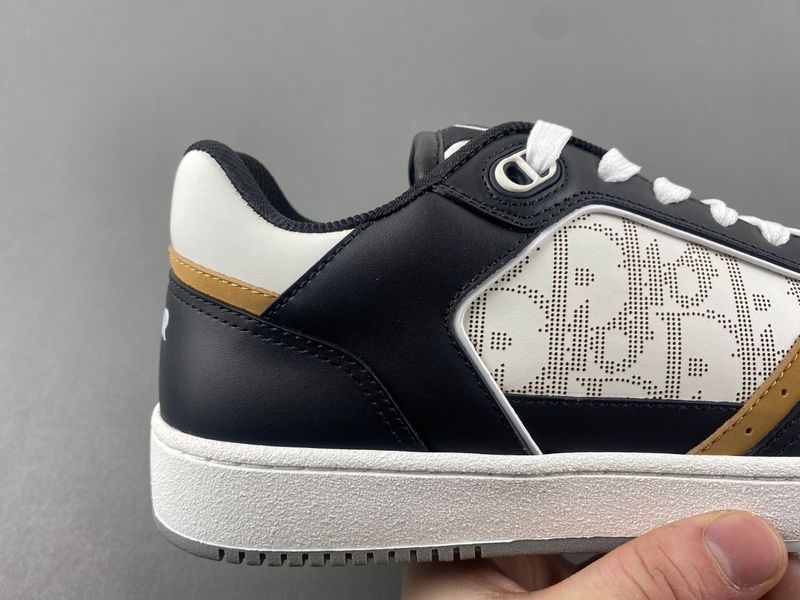 D*ior Top  Sneaker Low MK 20250430-17