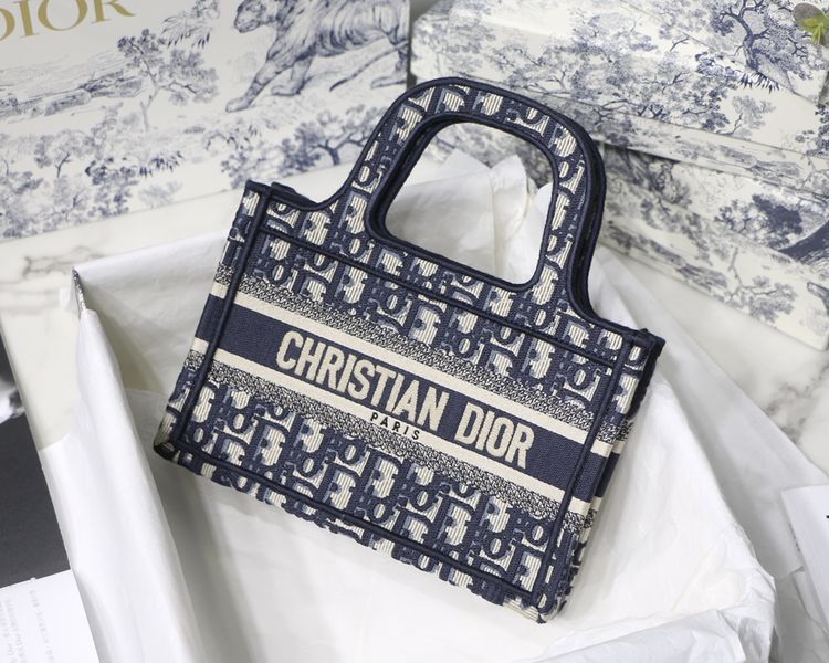 D*ior Top Bag 23*17*7cm