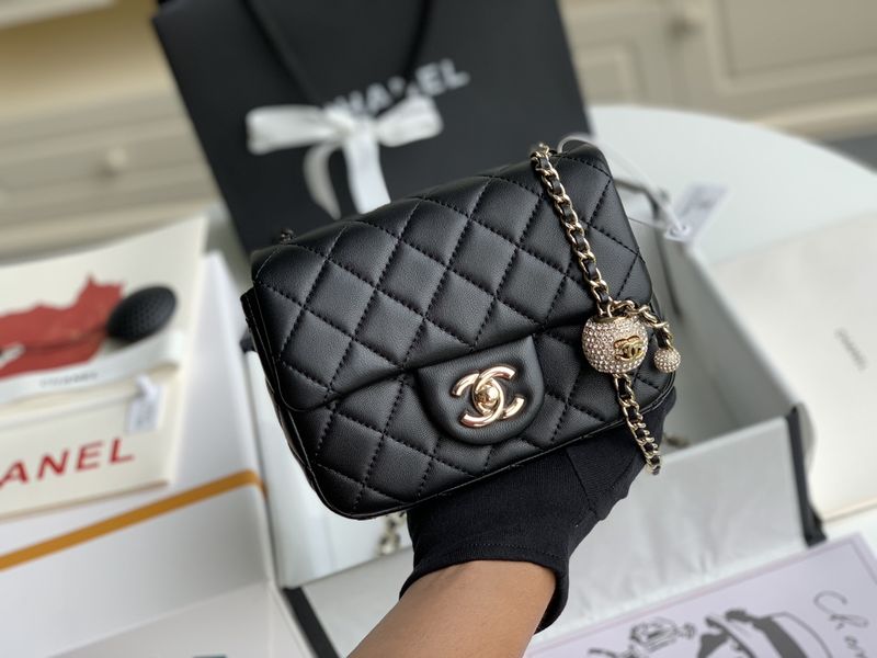 C*hanel Top Bag 18cm