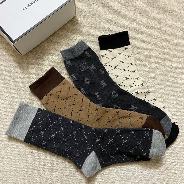 Socks 4pieces
