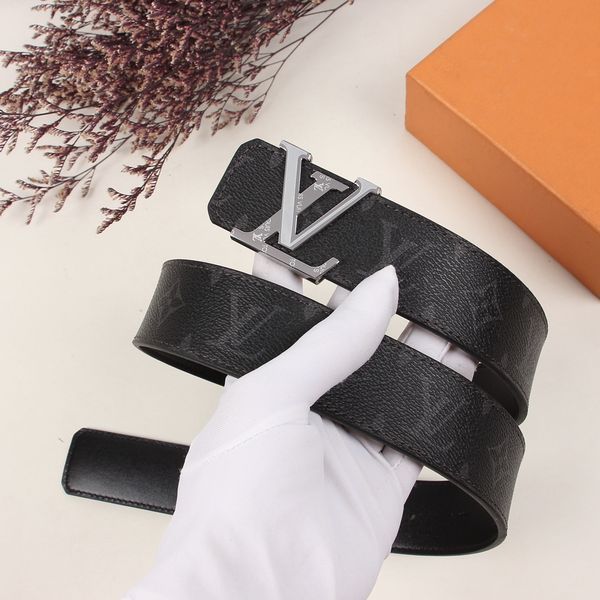 L*ouis V*uitton Belts Top Version