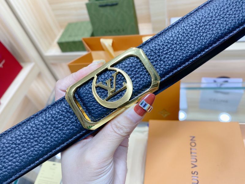 L*ouis V*uitton Belts Top Version