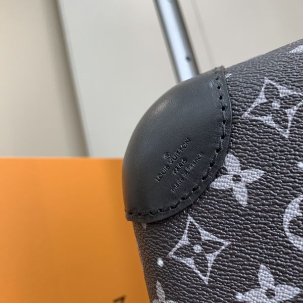 Luggage ask price on whatsapp