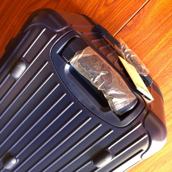 Luggage ask price on whatsapp
