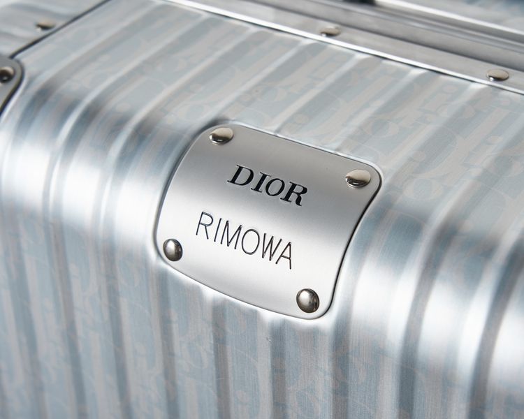 Luggage ask price on whatsapp