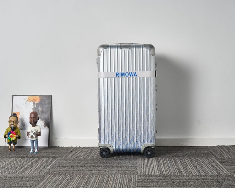 Luggage ask price on whatsapp