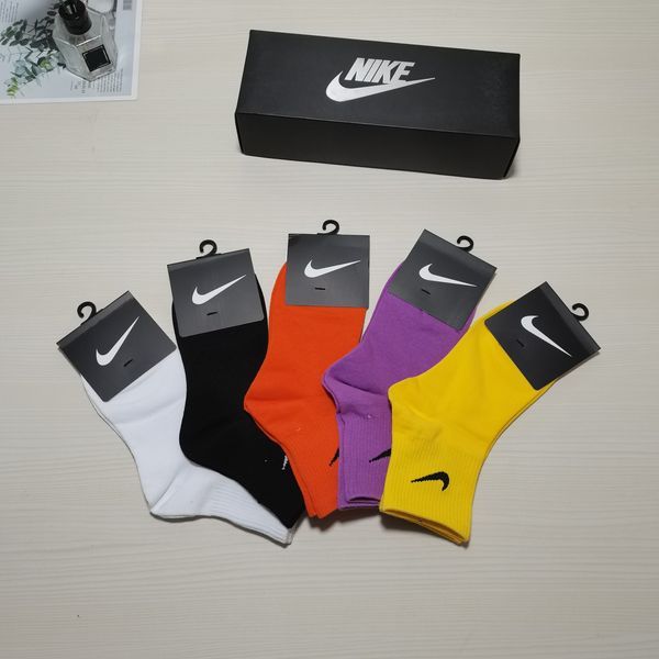 Socks 5 pairs