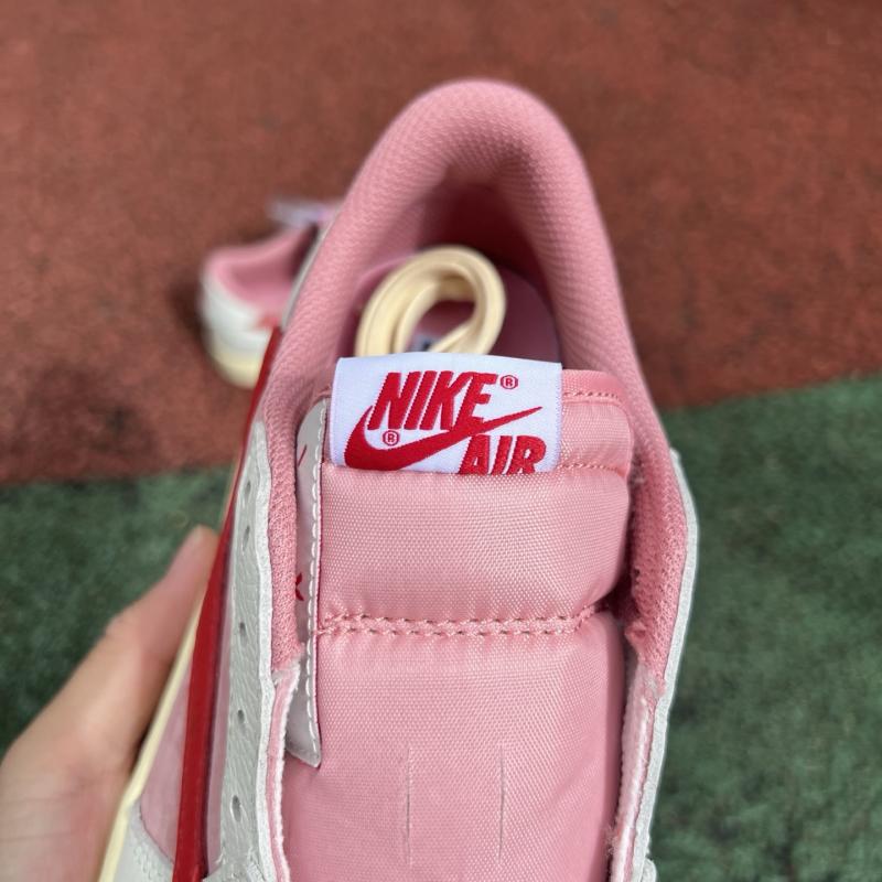 Travis Scott x Air Jordan 1 Low OG