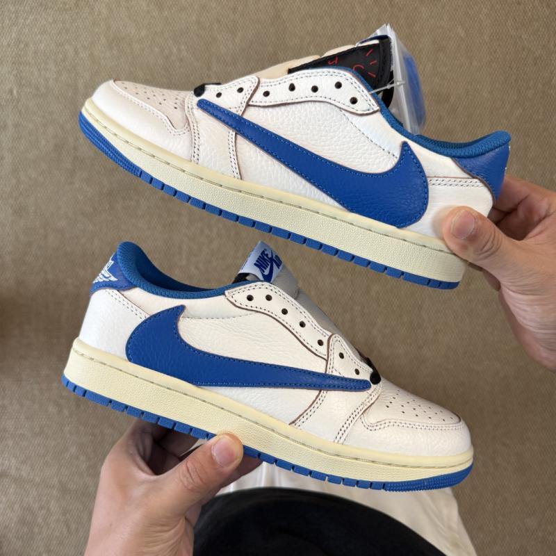 Travis Scott x Air Jordan 1 Low