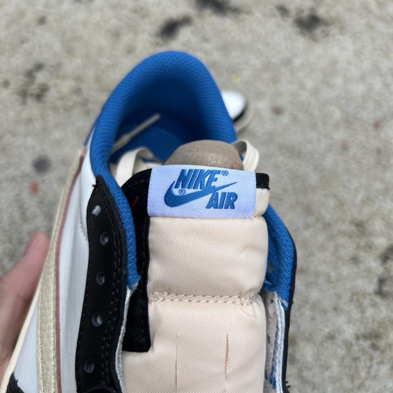 Travis Scott x Air Jordan 1