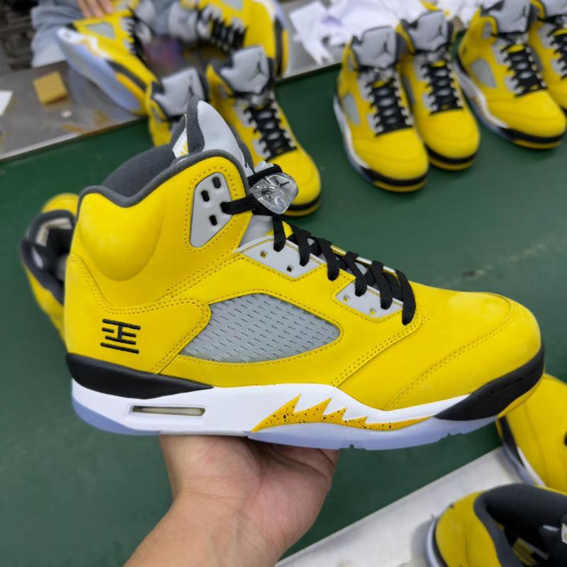 Jordan 5 Retro Tokyo T23